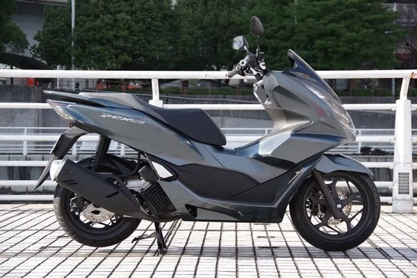 Honda PCX 160 scooter rental in Koh Samui - 160cc scooter